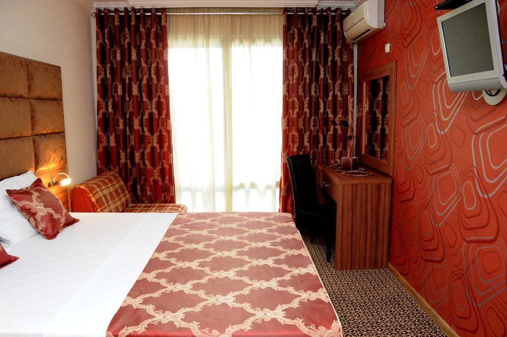 Hotel Lion Ulcinj Luaran gambar