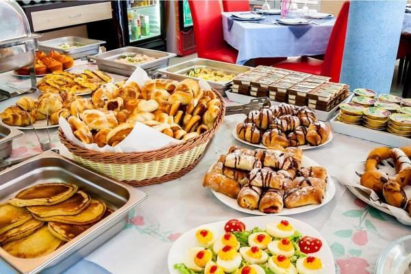 Hotel Lion Ulcinj Luaran gambar